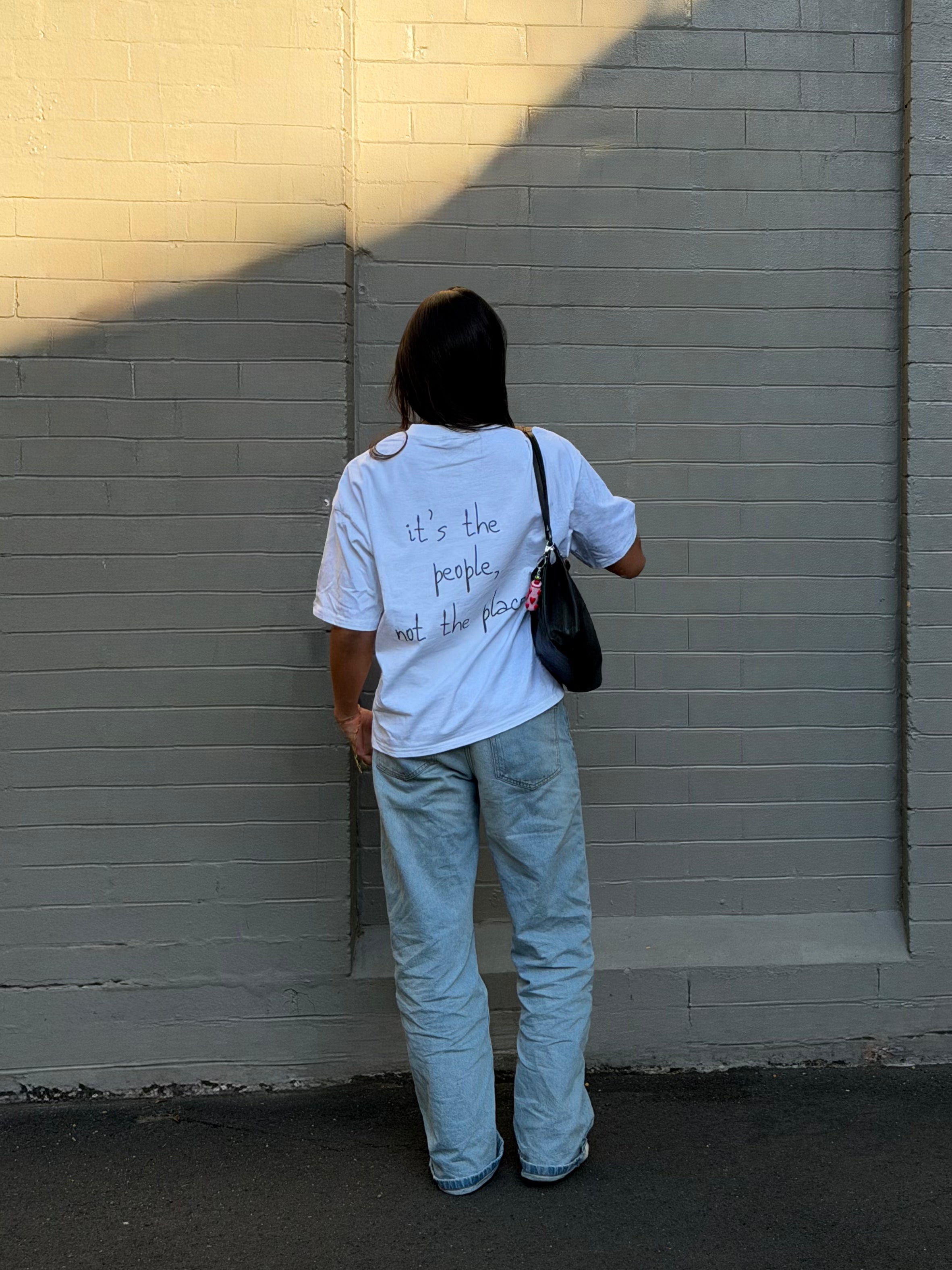 signature tee white